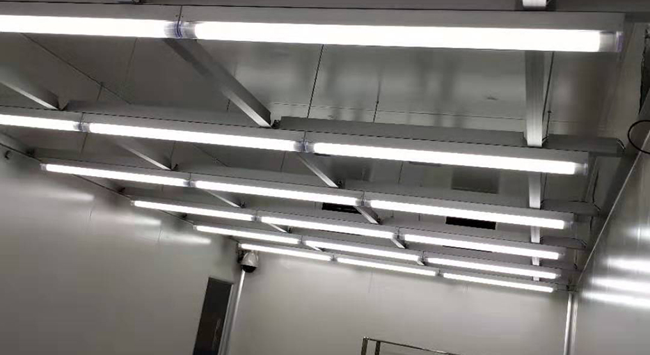 改造中的洁净车间